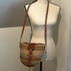 Vintage woven crossbody bag